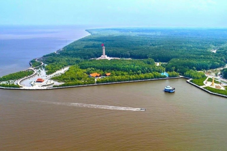 Cua Cà Mau với các dự án phát triển và hạn chế hiện nay